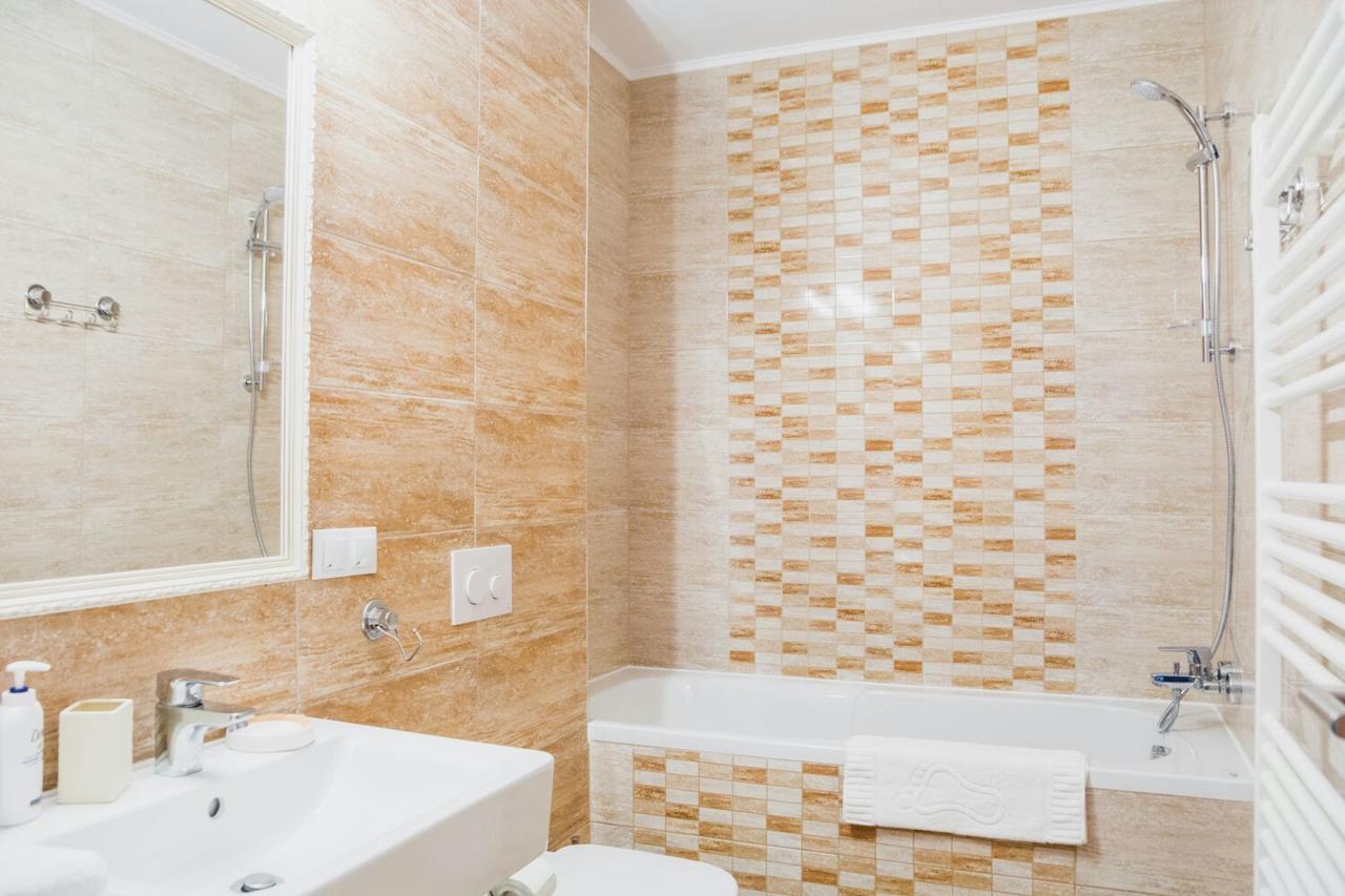 Apartament 4Tourists Brasov Luaran gambar